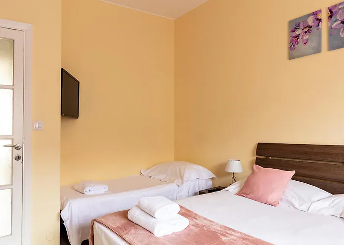 Dehomes - Sempione Exclusive Daire Milano