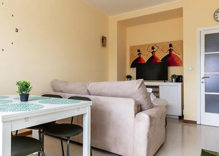 Daire Dehomes - Sempione Exclusive Milano